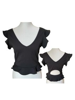 Sincerely Jules Black V-Neck Ruffle Back Crop Top. Measurements in photos.